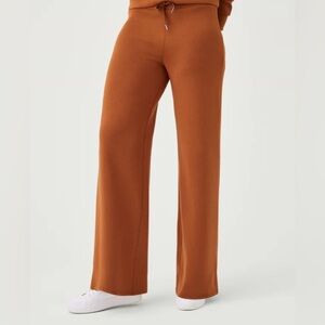 Spanx Air Essentials | XL | Wide Leg Pant Butterscotch